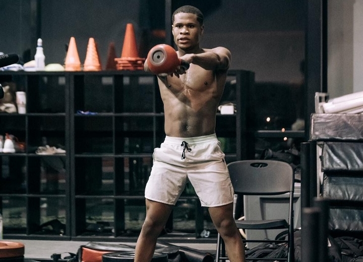 Photos Devin Haney Grinds Hard In Camp For Gamboa Fight Boxing News